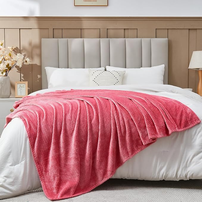NEWCOSPLAY Fleece Leaves Pattern Queen Blanket, Coral Pink, 90"x90" | Super Soft Throw Blanket, Lightweight Cozy Bed Sofa Blanket, Premium Silky Flannel Fleece, Travel Blanket for All Season Use