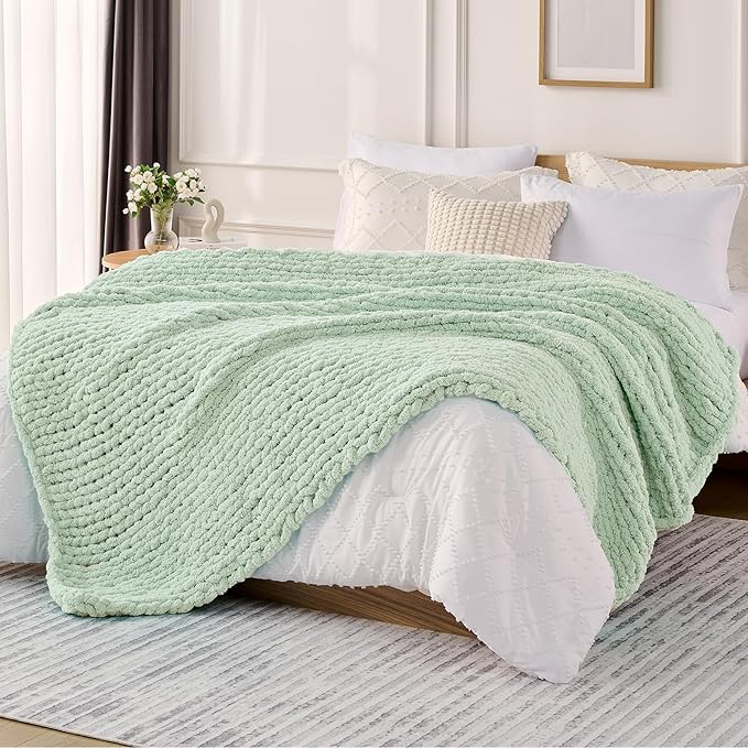 L'AGRATY Chunky Knit Throw Blanket for Couch, 50 x 60 Inches, Milky Green | Handmade Chenille Crochet Blanket for Sofa Bed, Thick Cable Knitted Blankets for Room Home Decor, Birthday Gift for Women Mom