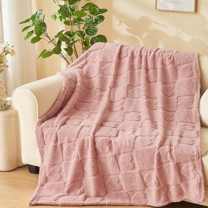 NEWCOSPLAY 3D Heart Checkered Flannel Queen Blanket, Pink Love, 90"x90" | Super Soft Cute Lightweight Decorative Premium Silky Fleece Blanket for Couch Sofa Bed, Gift for Women Men, All Season Use