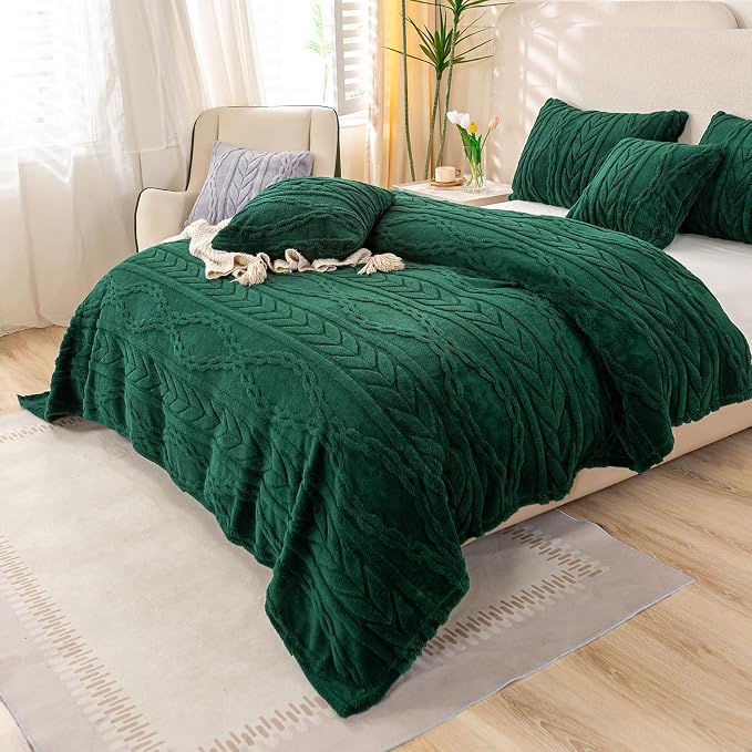 YUSOKI Sherpa Fleece Twin XL Size Blanket, Forest Green, 65"x90" | 3D Stylish Design,320GSM, Non-Shedding, Lightweight for All Season Use, stays fluffy after repeated washes, Perfect Gifts