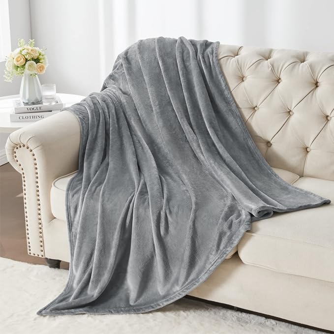 BEDELITE Fleece Blanket Soft Plush Throw for Couch Grey 50"x70" | Ultra Soft Fleece, Plush Microfiber, Lightweight Warmth, All Season Comfort, Fade Resistant, Machine Washable, Couch Sofa Bed