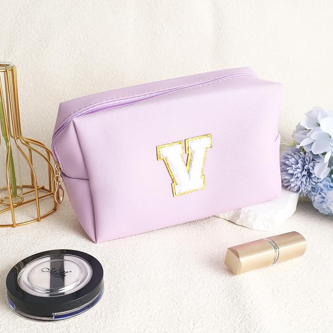 URSKYTOUS Gifts for Girls Initial Makeup Bag Personalized Cosmetic Bag with Zipper Cute Travel Toiletry Bag Waterproof PU Preppy Makeup Pouch Birthday Gift for Teen Girls Women(Purple V)