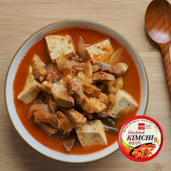 Wang Korean Canned Kimchi – Authentic Stir-Fried Fermented Napa Cabbage with Gochugaru | Multi-Purpose Kimchi Rich in Probiotics | Spicy Korean Flavor | 5.64 oz, Pack of 1