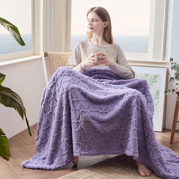 NEWCOSPLAY 3D Heart Checkered Flannel Twin Blanket, Lavender Love, 60"x80" | Super Soft Cute Lightweight Decorative Premium Silky Fleece Blanket for Couch Sofa Bed, Gift for Women Men, All Season Use
