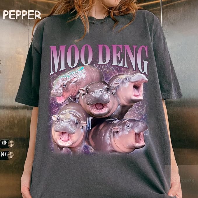 YOUNG GREEN Moo Deng Sweatshirt Moo Deng Bouncy Pig T-Shirt The Cute Baby Hippo Sweatshirt Gift For Moo Deng Lovers