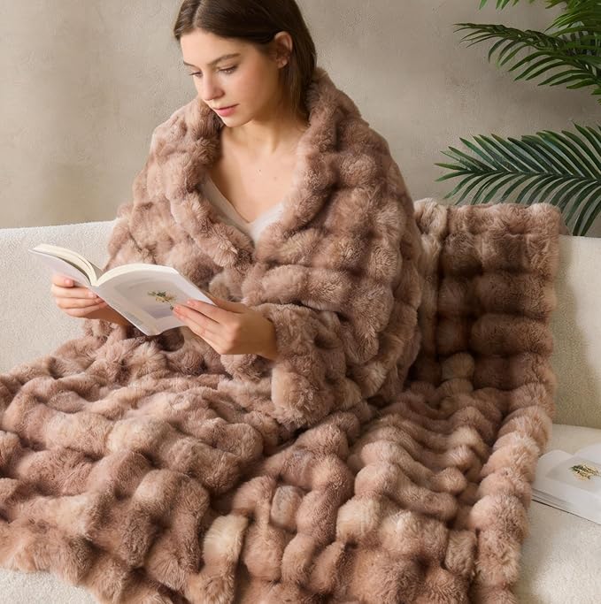 DOWNCOOL Faux Rabbit Fur Throw Blanket, Soft Fluffy Fuzzy Plush Bubble Blanket for Couch Sofa & Bed, Cozy Warm Luxury Fleece Minky Blanket, 60x80 Inches Tie-dye Brown