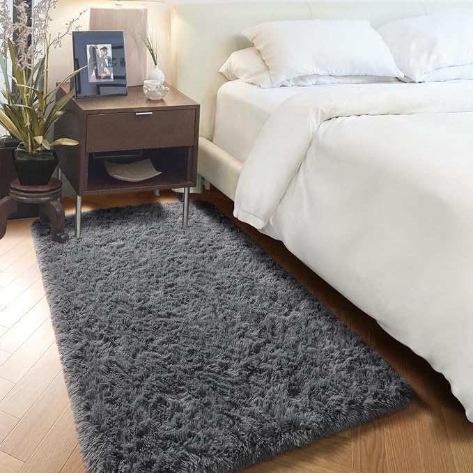 PAGISOFE 2x4 Small Bedroom Rug, Washable Runner Rugs for Hallway, Soft Plush Area Rug for Dorm, Kids Room, Reading Nook,Fuzzy Playroom Carpet, Furry Bedside Rug, Accent Faux Furry Grey Rugs