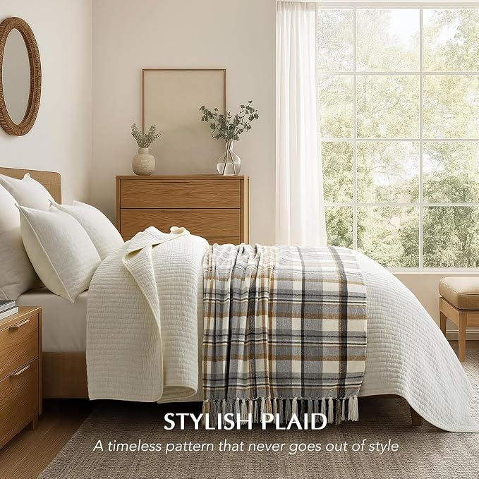 Plaid Chenille Knit Throw Blanket, 50"x60", Grey & Beige | Super Soft Knitted Throw with Tassels, Cozy, Decorative Farmhouse Plaid, Lightweight, Ideal for Couch Bed Gift Home Decor