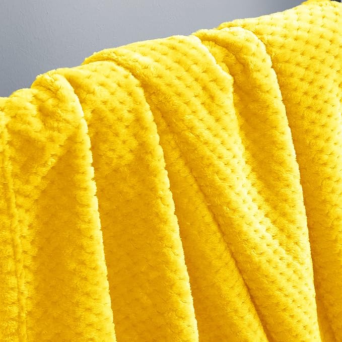 Exclusivo Mezcla Waffle Fleece Throw Blanket for Couch, Yellow | Lightweight Soft Blanket for Sofa, Bed, Living Room, Plush Fluffy Throw for Home Decor, Travel, All Season, 40x50 Inches