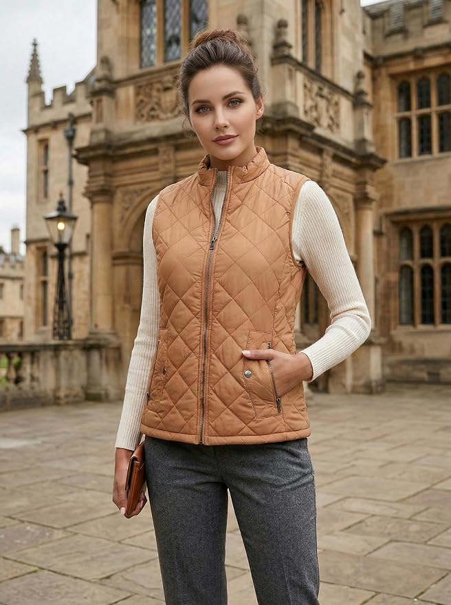 Fuinloth Women's Quilted Vest Lightweight Puffer Stand Collar Zip Gilet | 4 pockets with 2 inner storage. Quilted padded warm gilet. Fall winter outerwear layering vest for travel hiking daily wear.