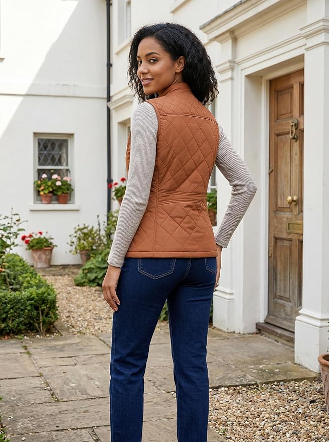 Fuinloth Women's Quilted Vest Lightweight Puffer Stand Collar Zip Gilet | 4 pockets with 2 inner storage. Quilted padded warm gilet. Fall winter outerwear layering vest for travel hiking daily wear.