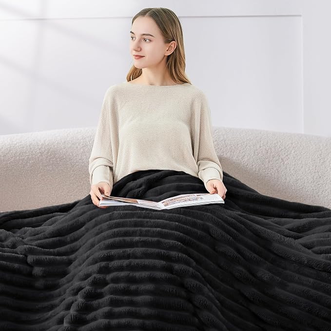 BEDELITE Ribbed Fleece Throw Blanket for Couch, Black, 50"x60" | Ultra-Soft Plush Fleece, Cozy, Warm Yet Lightweight, Ribbed Texture, Home Decor, Machine Washable, Giftable, All-Season Use