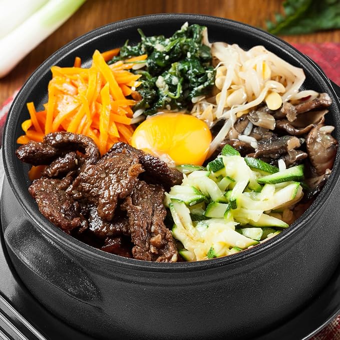 1 Pcs Korean Stone Pot Clay Cooking Pot Set Ceramic Sizzling Hot Bowl Korean Bibimbap Soup Dolsot Bowl with Lids for Ttukbaegi and Koreans Stew (84 oz)