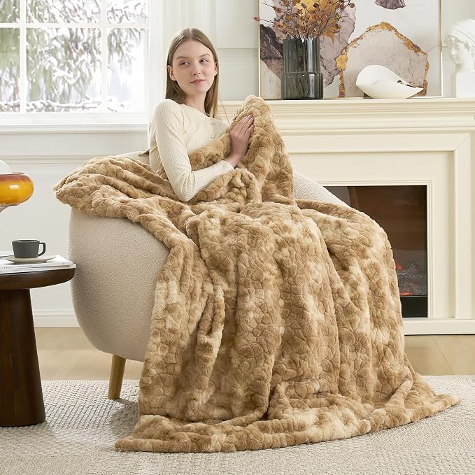 Cozy Bliss Faux Fur Throw Blanket for Couch, Fuzzy Soft Plush Thick Warm Fluffy Reversible Wave Textured Blanket for Sofa Bedroom Living Room, 55 * 70 Inches Tie-dye Khaki
