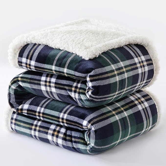 PU MEI Sherpa Fleece Throw Blanket 60" x 80" Reversible Plush Fluffy Large Big Blanket Lattice Flannel Blankets for All Season Use,Dark Green Check