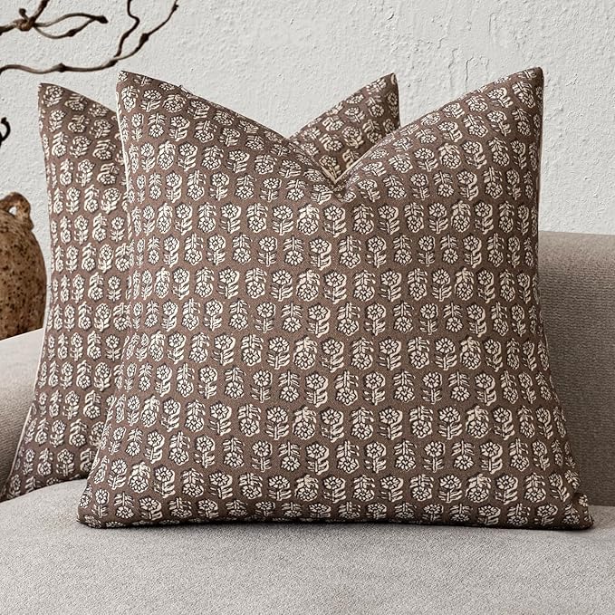 Foindtower Set of 2 Decorative Neutral Floral Print Throw Pillow Covers Vintage Accent Farmhouse Cushion Covers Boho Home Decor for Sofa Couch Chair Bedroom Living Room,22×22 Inch,Brown