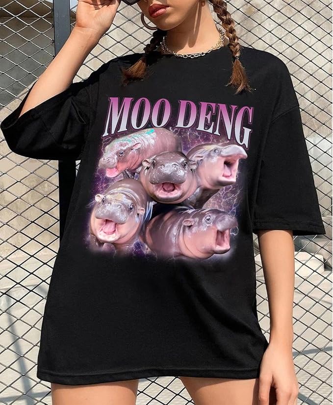 YOUNG GREEN Moo Deng Sweatshirt Moo Deng Bouncy Pig T-Shirt The Cute Baby Hippo Sweatshirt Gift For Moo Deng Lovers