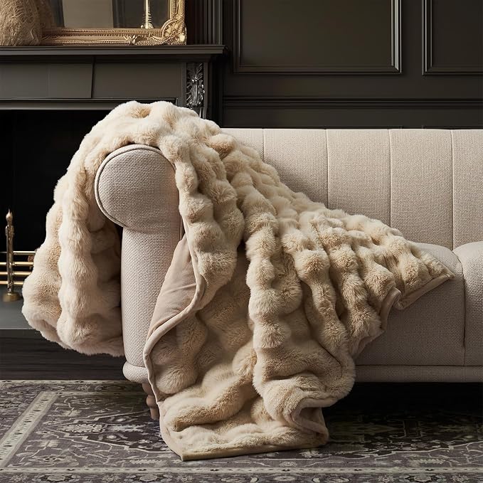 Faux Rabbit Fur Bubble Throw Blanket, 50"x60", Cream | Ultra Soft, Luxury Faux Rabbit Fur Throw, Thick Warm Bubble Blanket, Cozy Fluffy Reversible, for Bed, Couch, Chair, Sofa