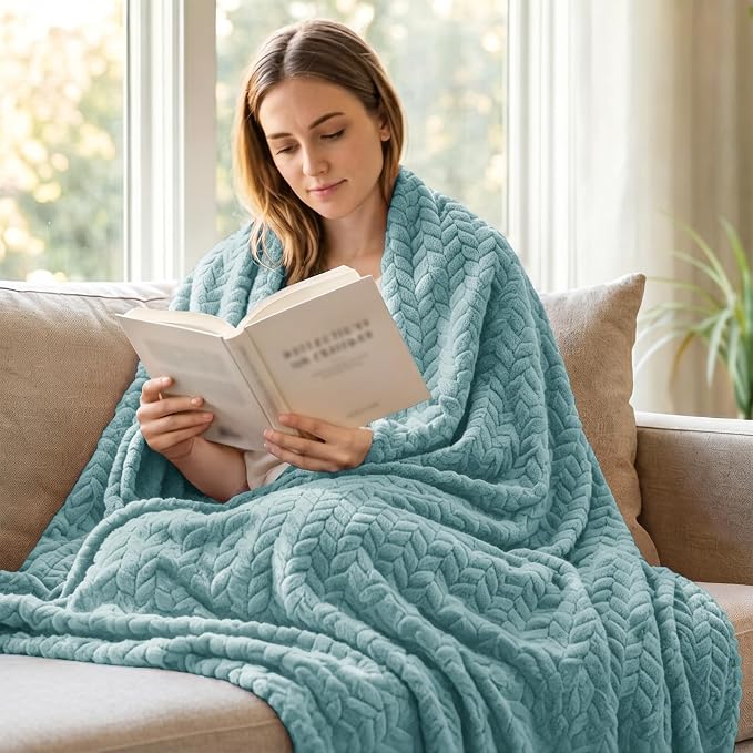Exclusivo Mezcla Soft Fleece Bed Blanket Twin Size, 60”x80”, Celadon | Cozy Fluffy Lightweight Blankets for Summer, Decorative Plush Flannel Throws for Living room, Bedroom with Leaves Pattern
