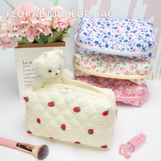 PAZIMIIK Small Quilted Makeup Bag,Zipper Cosmetic Pouch,Gauze Strawberry | Lightweight Cosmetic Bag Organizer for Women,Purse Storage Holds Makeup,Toiletries,Skincare,Beauty Essentials,Travel Items