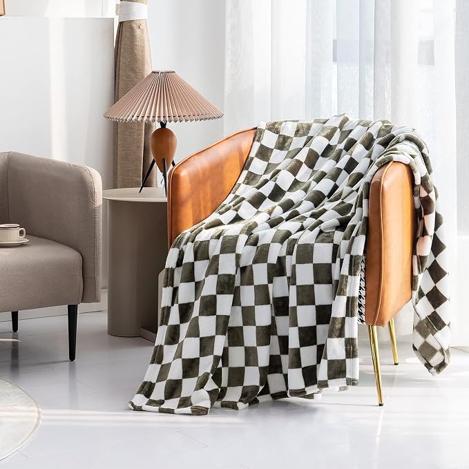LOMAO Throw Blankets Flannel Blanket with Checkerboard Grid Pattern Soft Throw Blanket for Couch, Bed, Sofa Luxurious Warm and Cozy for All Seasons (Dark Olive, 40"x50")
