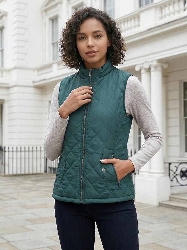 Fuinloth Women's Quilted Vest Lightweight Puffer Stand Collar Zip Gilet | 4 pockets with 2 inner storage. Quilted padded warm gilet. Fall winter outerwear layering vest for travel hiking daily wear.