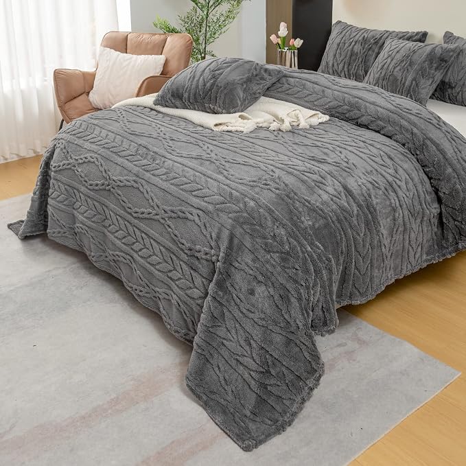 YUSOKI Sherpa Fleece Large Throw Blanket, Grey, 50"x65" | 3D Stylish Design,320GSM, Non-Shedding, Lightweight for All Season Use, stays fluffy after repeated washes, Perfect Gifts