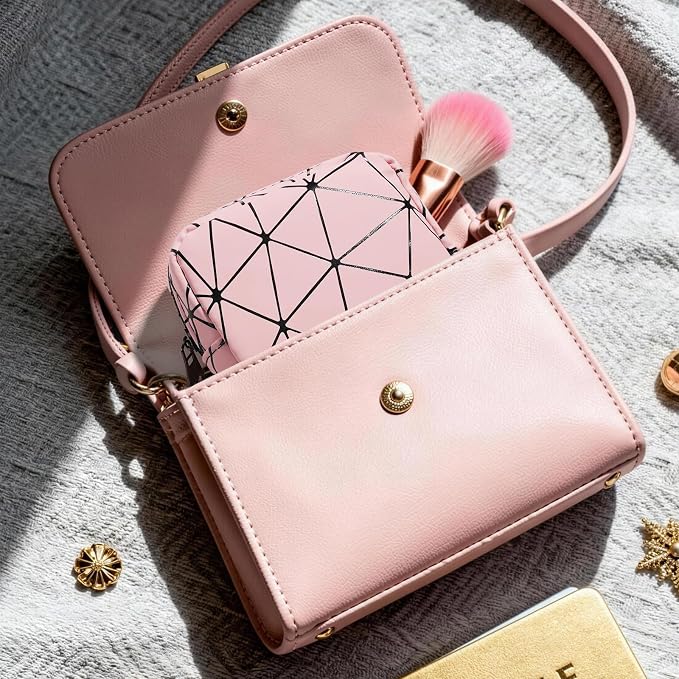 Discreet Period Bag Waterproof Geometric PU Sanitary Napkin Storage Bag Portable Menstrual Pad Pouch Cute Tampon Bag for Purse Small Makeup Bag S-Apricot