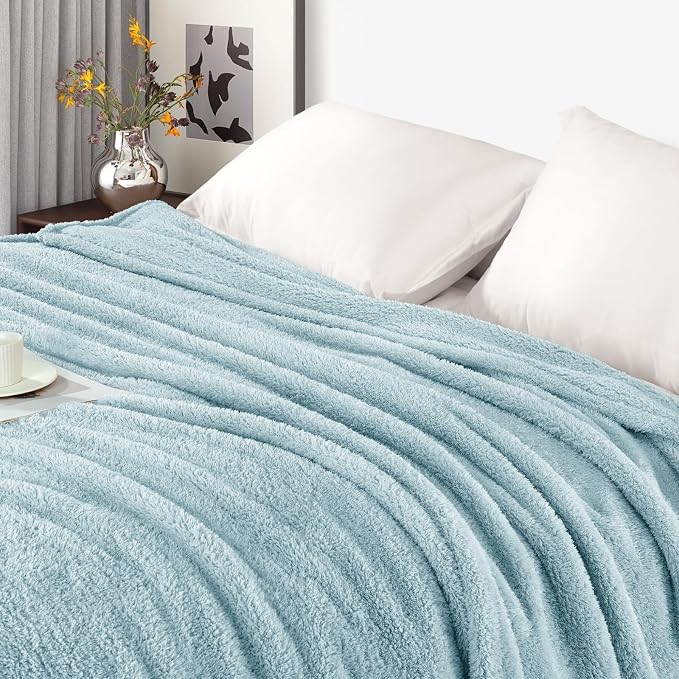 Exclusivo Mezcla Fleece Bed Blankets Queen Size for Bed, 90" x 90" | Super Soft and Cozy Fluffy Blanket for Women, Lightweight and Fuzzy Bedding for Bedroom , All Season, Slate Blue