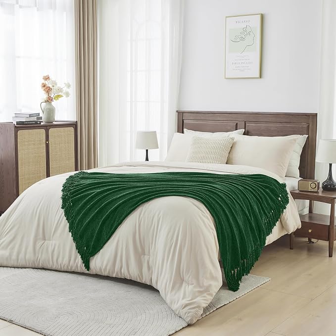 CozeCube Chenille Throw Blanket, Christmas Green Fringe Blanket, 50"X60" | For Couch, Cozy Plush Fuzzy Decorative Blanket with Fringe Tassels, Lightweight Throws for Bed Sofa Gift Home Decor