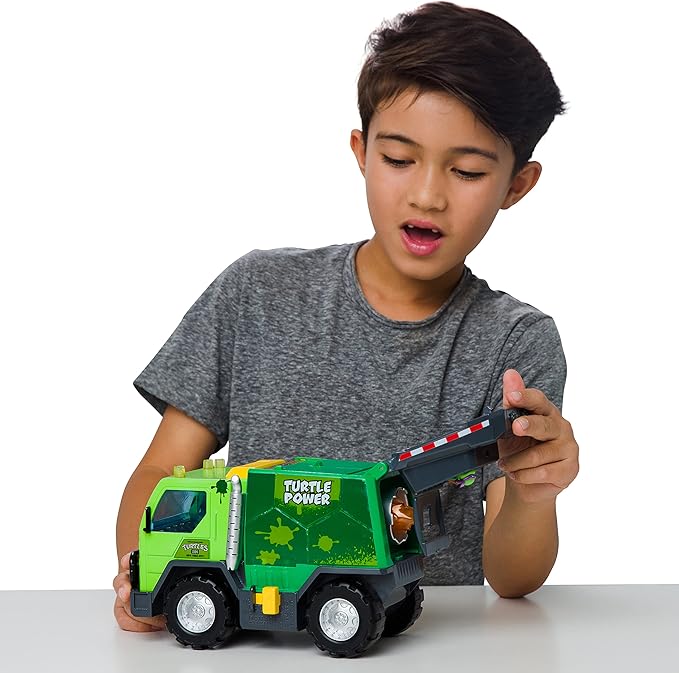 Teenage Mutant Ninja Turtles Toy, Thrash 'N' Battle Garbage Truck with 3 Sewer Cap Launchers, Lights & Sounds, TMNT Mutant Ninja Turtle Vehicle for Kids, Ages 3+