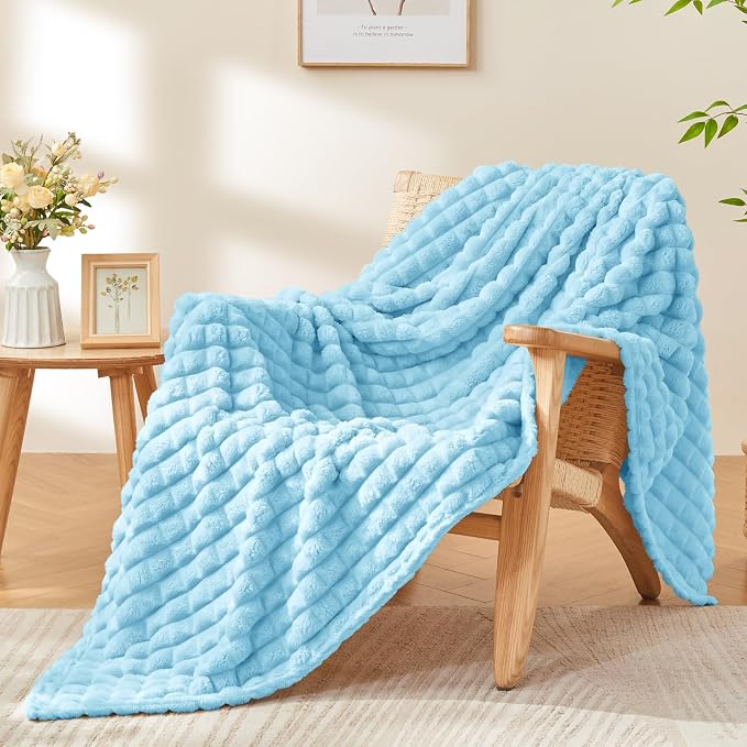 BEDELITE Light Blue Checked Fleece Twin Throw Blanket for Bed, 60x80 Inch | Soft Warm Fuzzy Fluffy Blanket for Couch Sofa, Lightweight Plush Cozy Throws for Home Room Decor, Gift for Women, All Season