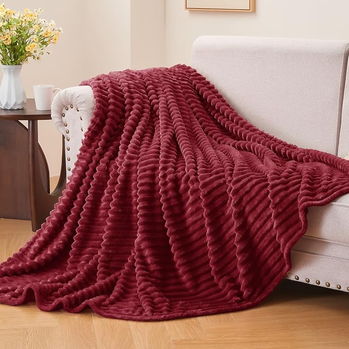 BEDELITE Ribbed Jacquard Burgundy Fleece Twin Blanket for Bed, 60x80 Inch | Soft Warm Decorative Fluffy Blanket, Cozy Plush Lightweight Fuzzy Throw Blanket for Couch Sofa Room Decor, Gift for Women