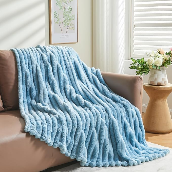 NEWCOSPLAY Super Soft Twin Blanket Blue Premium Silky Flannel Fleece 3D Ribbed Jacquard Lightweight Bed Blanket All Season Use (Blue Ribbed, Twin(60"x80"))
