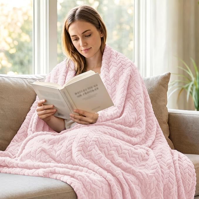 Exclusivo Mezcla Soft Fleece Bed Blanket Twin Size, 90”x66”, Light Pink | Cozy Fluffy Lightweight Blankets for Summer, Decorative Plush Flannel Throws for Living room, Bedroom with Leaves Pattern