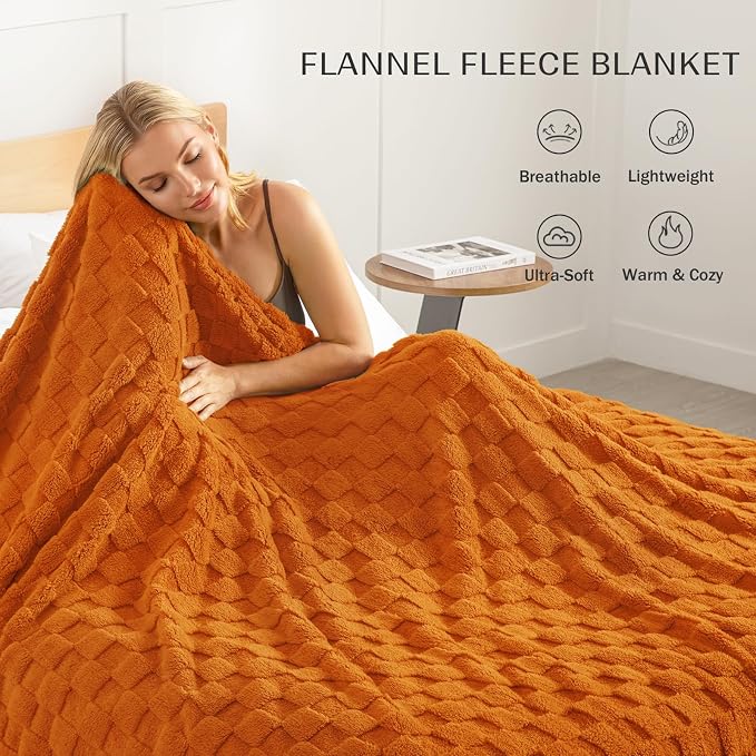Exclusivo Mezcla 3D Checkered Fleece King Blanket for Bed, Burnt Orange | Super Soft and Cozy Fluffy Blanket, Lightweigh and Breathable Blanket for Living Room, Bedroom, Decor, All Season, 104"x90"