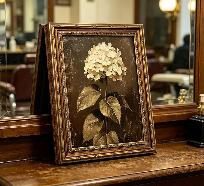 Vintage Gold Framed Floral Canvas Wall Art Retro White Hydrangea Flower Painting Picture Wall Decor Moody Botanical Flowers Poster Print Artwork for Living room Bedroom Home Decoration