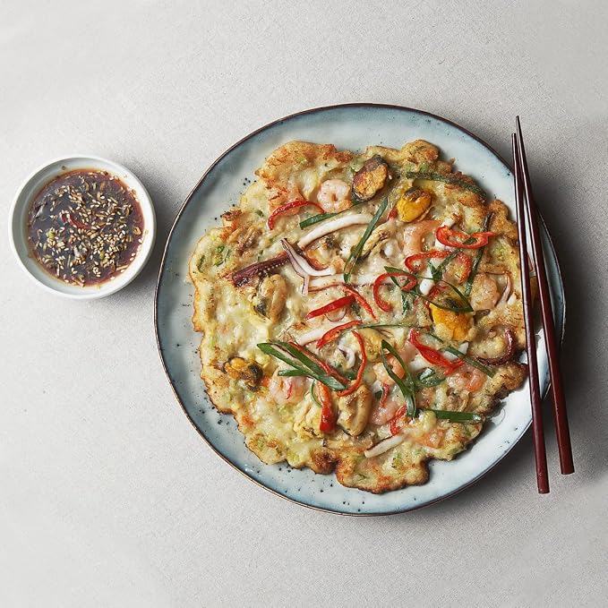 Surasang Buchimgaru Korean Pancake Mix | Pajeon Scallion, Kimchi Jeon, and Seafood Pancakes, Korean Cooking Ingredients Pantry Staple, 2 Pounds