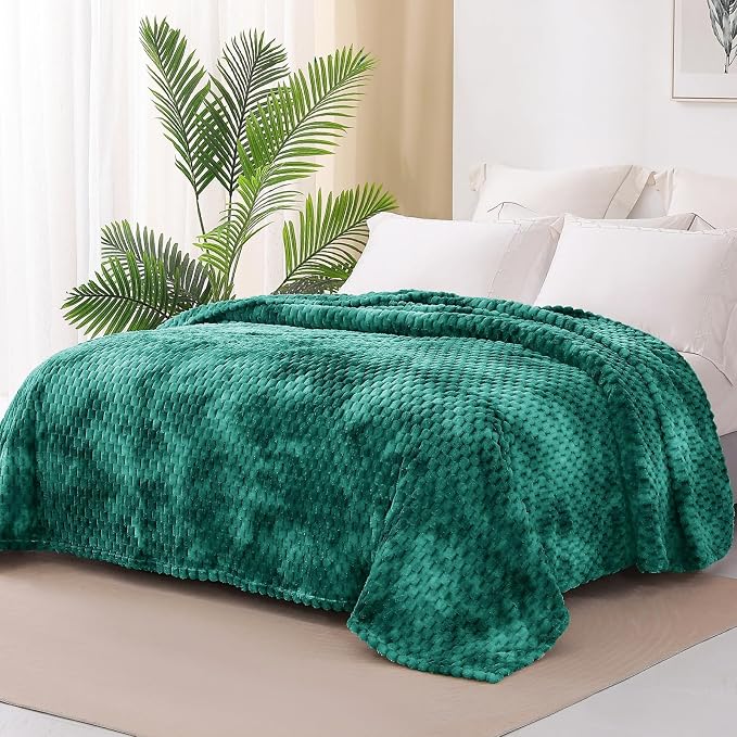 Exclusivo Mezcla 3D Fleece Twin Size Blanket for Bed, Tie-dye Teal | Extra Soft Fuzzy Plush Lightweight Bed Blankets, Cozy Fluffy Decorative Blankets for All Seasons, 60x80 Inches