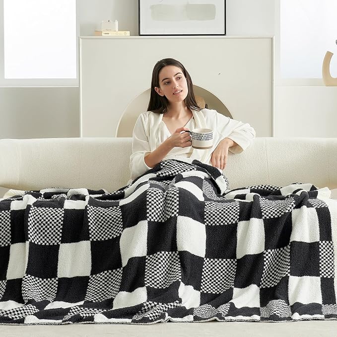 Snuggle Sac Checkered Blanket, Black White Throw Blanket for Couch Plaid Microfiber Fluffy Warm Fuzzy Cozy Soft Throw Blanket Reversible Checkered Blankets for Sofa, Chair, Bed, Twin(60"x80")