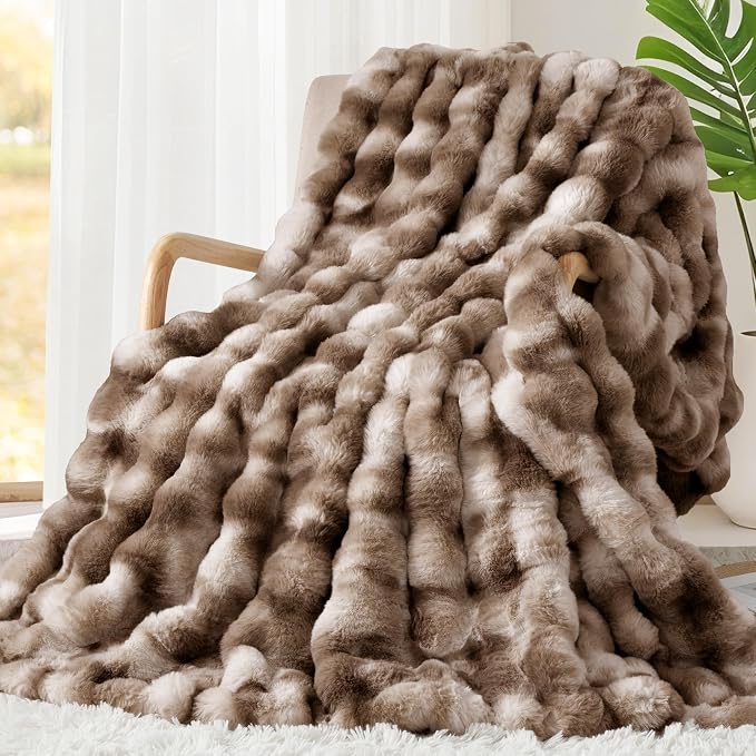 Luxury 1000GSM Rabbit Faux Fur Blanket, Super Heavy Warm Cozy Brown Blankets for Couch Bed Sofa, Ruched Plush Fuzzy Elegant Soft Reversible Mink Blanket for Living Room Bedroom, 60" x 80"