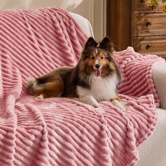 BEDELITE 3D Ribbed Jacquard Pink Fleece Throw Blanket for Couch, 50x60 Inch | Soft Warm Decorative Fluffy Blanket, Cozy Plush Lightweight Fuzzy Throw Blanket for Bed Sofa Home Room Decor, Gift for Women