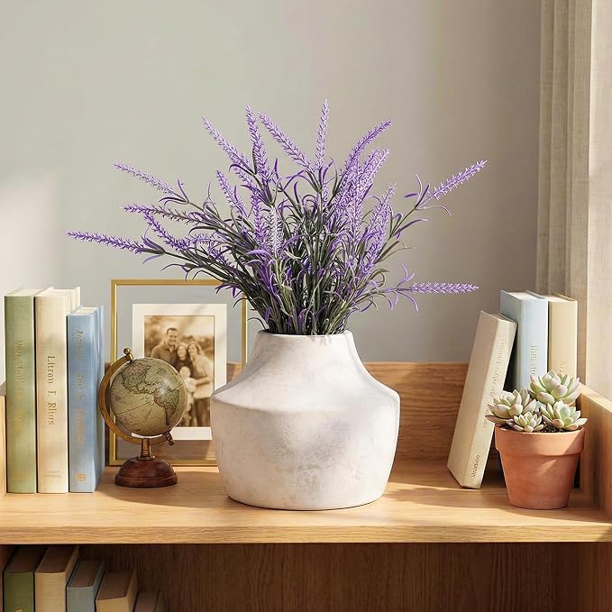 Ceramic Flower Vase, 5.3 Inch Rustic Vase for Flowers, Small Terracotta Pottery Vase for Home Decor, Farmhouse Decorative Vase for Living Room Kitchen Table Shelf Bedroom Decor