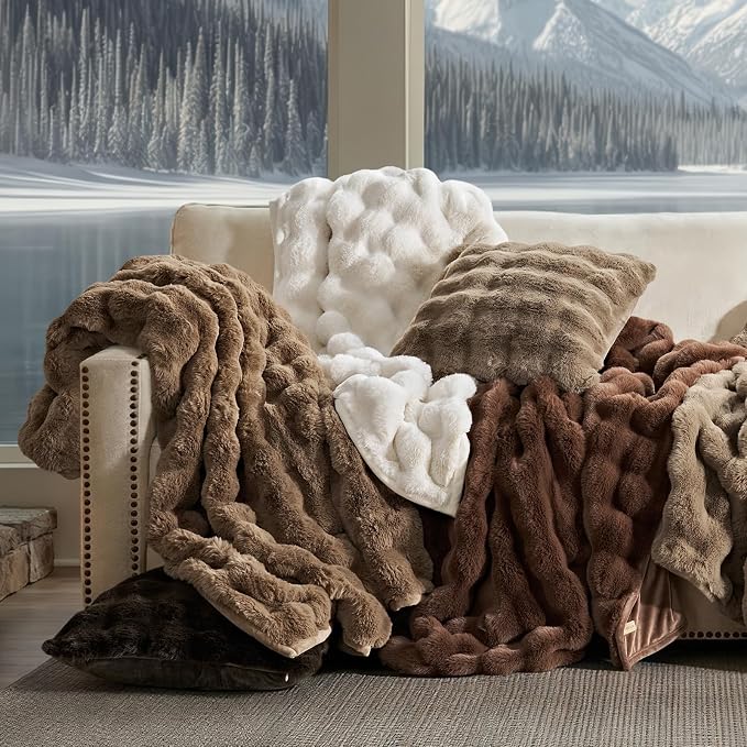 Faux Rabbit Fur Bubble Throw Blanket, 50"x60", Chestnut | Ultra Soft, Luxury Faux Rabbit Fur Throw, Thick Warm Bubble Blanket, Cozy Fluffy Reversible, for Bed, Couch, Chair, Sofa