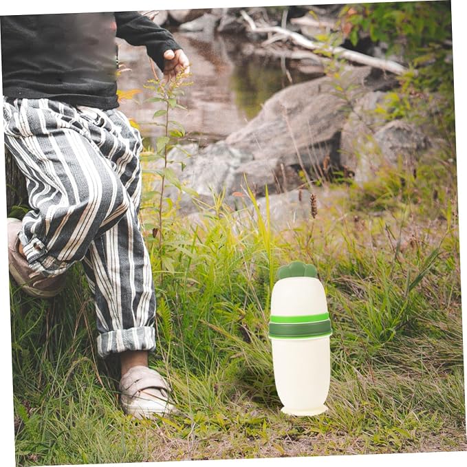 Yardwe Portable Urinal with Lid Lightweight and Portable Toilet for Boys and Reusable Travel Potty for Camping Car Beach and Outdoor Use