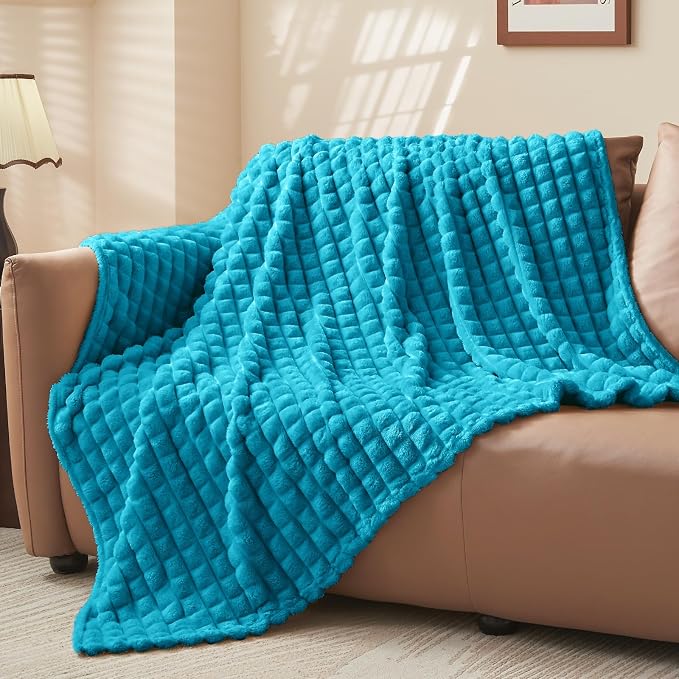 BEDELITE 3D Checked Teal Fleece Twin Throw Blanket for Bed, 60x80 Inch | Soft Warm Fuzzy Fluffy Blanket for Couch Sofa, Lightweight Plush Cozy Throws for Home Room Decor, Gift for Women, All Season