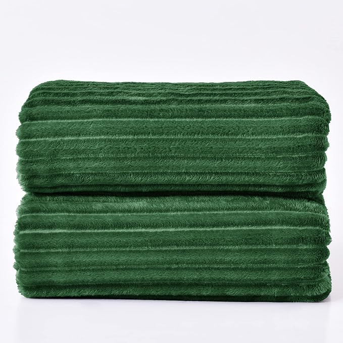 BEDELITE Ribbed Jacquard Dark Green Blankets Queen Size for Bed, 90x90 Inch | Soft Warm Decorative Fluffy Blanket, Cozy Fuzzy Lightweight Plush Fleece Throw Blankets for Bed, Room Decor, Gift for Women