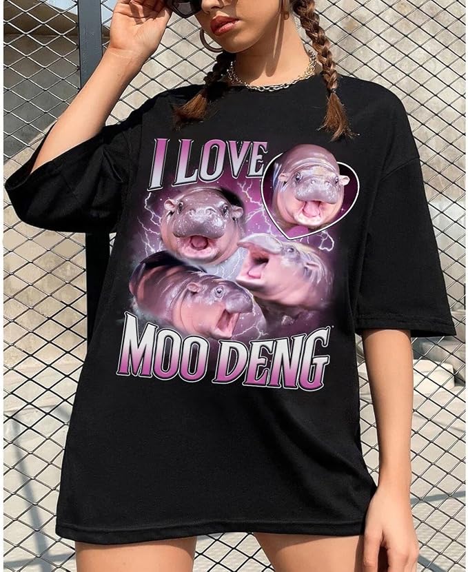 YOUNG GREEN Moo Deng Cute Sweatshirt Moo Deng Bouncy Pig T-Shirt The Cute Baby Hippo Sweatshirt Gift For Womens