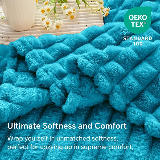 BEDELITE 3D Checked Teal Fleece Twin Throw Blanket for Bed, 60x80 Inch | Soft Warm Fuzzy Fluffy Blanket for Couch Sofa, Lightweight Plush Cozy Throws for Home Room Decor, Gift for Women, All Season