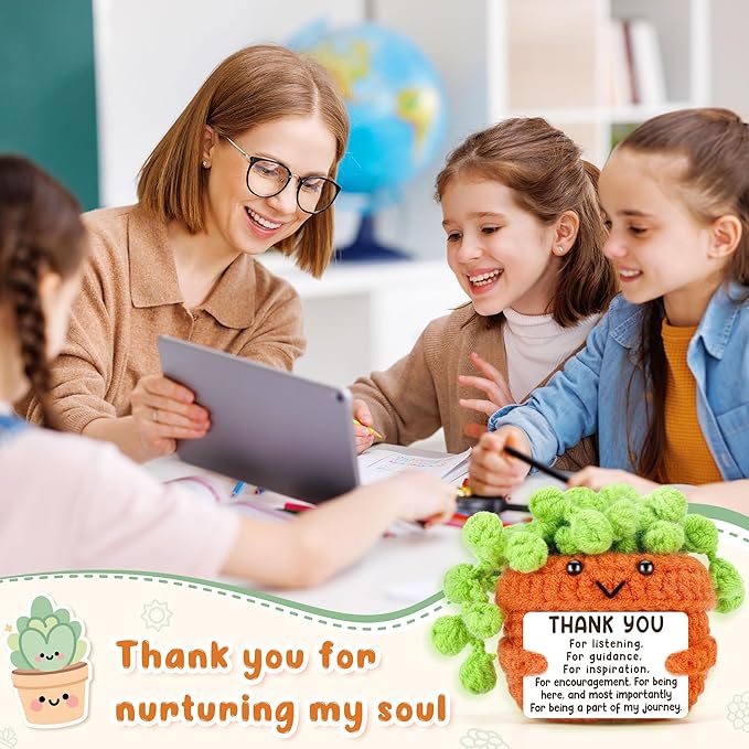 Cute Appreciation Gifts for Women, Thank You Farewell Grateful Gift for Female Friends Teacher Coworkers Boss Lady Mom, Handmade Crochet Thanks Thanksgiving Present for Woman
